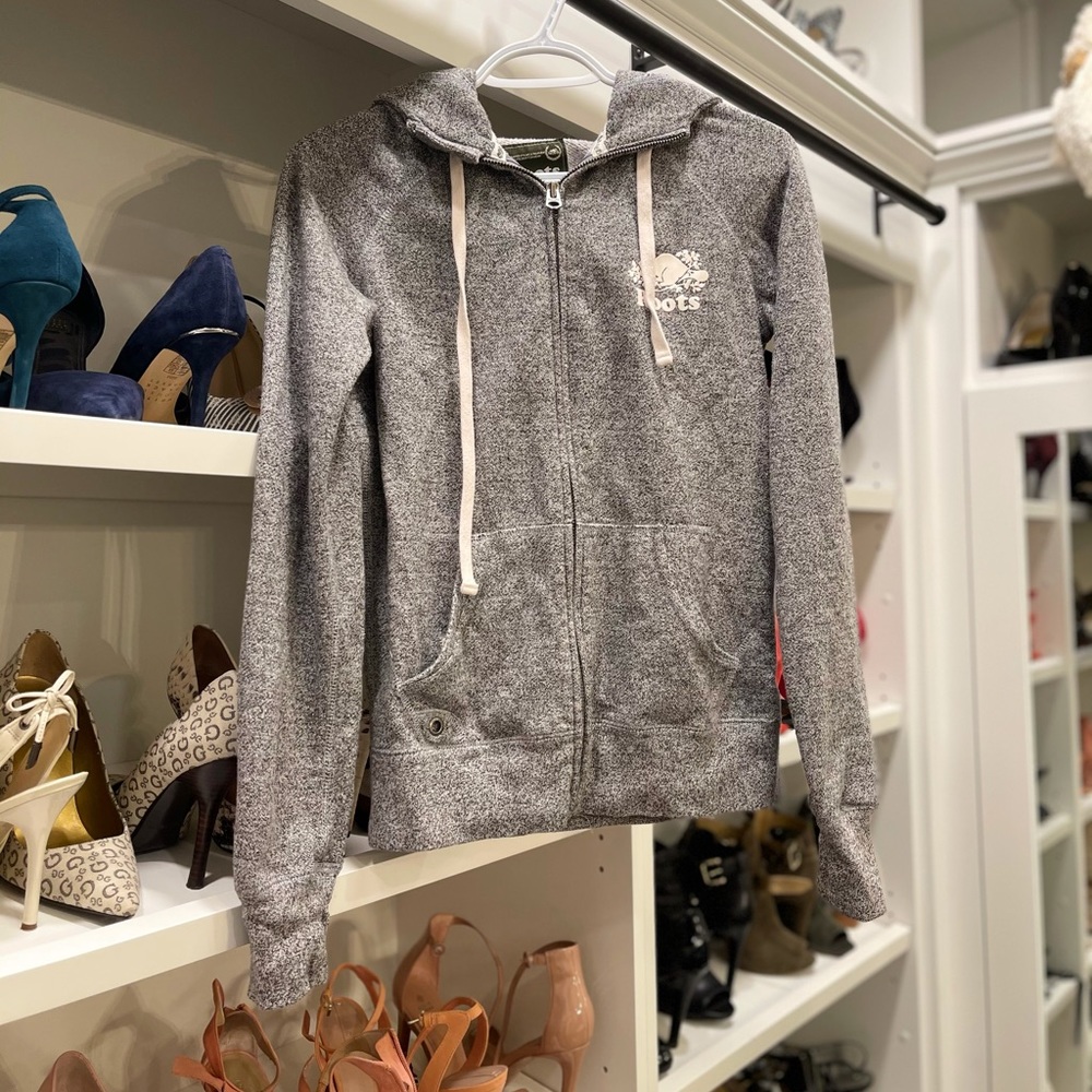 Roots zip-up sweater